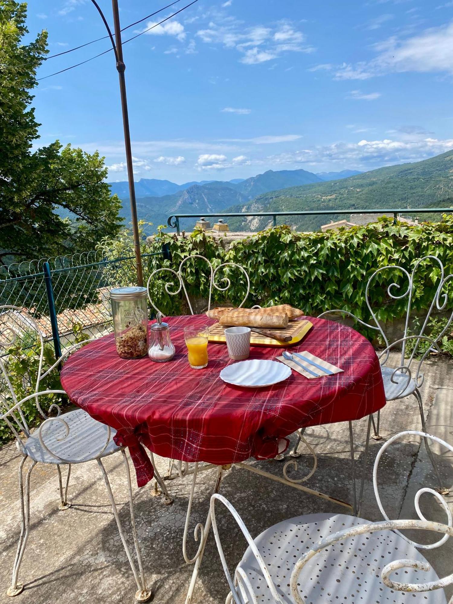 Auberge De Thiery Exterior photo